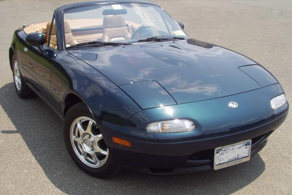 モットクマ　青　ブルー Mazda M8 Montego Blue Basecoat Clearcoat Complete Gallon Kit