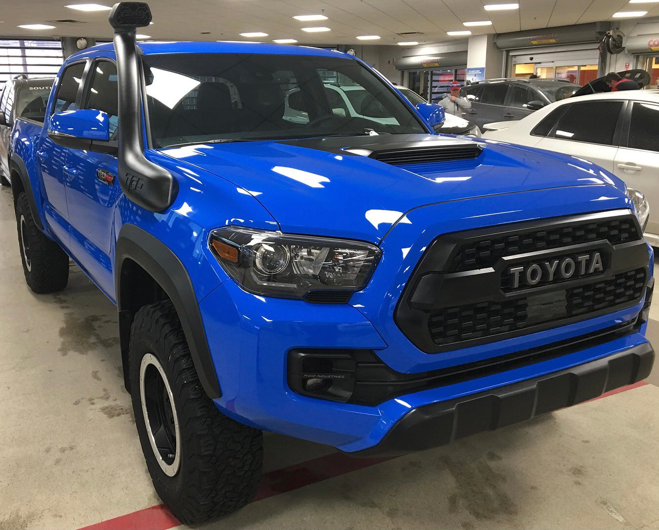 Genuine Toyota Voodoo Blue 8T6 Outer Mirror Covers Set – Painted Pair
