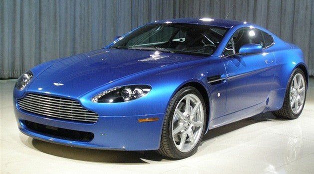 Aston Martin Supercar 1301D Vertigo Blue Basecoat With Reducer Quart (Basecoat Only)