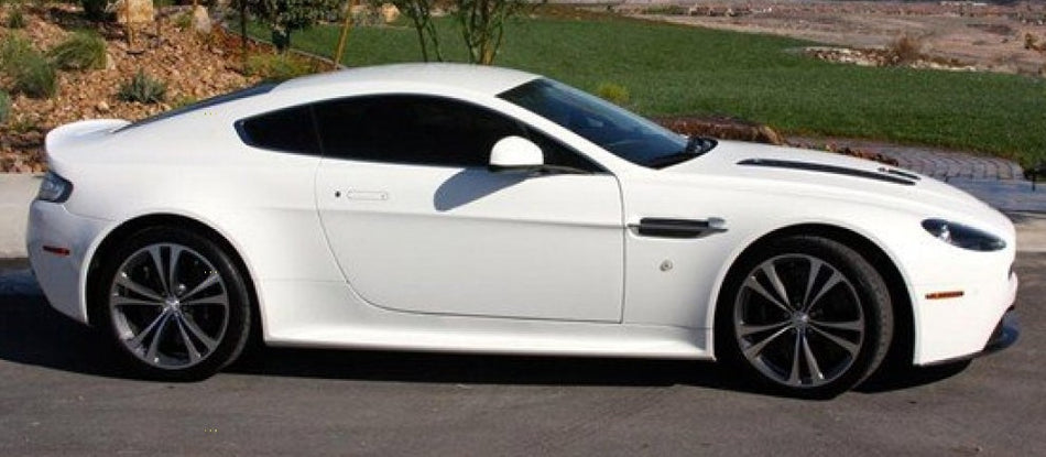 Aston Martin Supercar 1362 Morning Frost White Tri-Coat Pearl Basecoat Clearcoat Quart Paint Kit