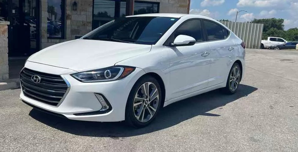Hyundai W8 Quartz White Tri-Coat Pearl Basecoat Clearcoat Quart Paint Kit