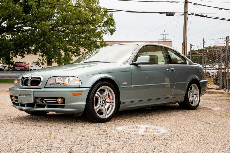 BMW 442 Gray Green Basecoat With Reducer Gallon (Basecoat Only) Kit