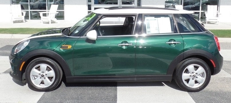 BMW B22 British Racing Green II Basecoat Clearcoat Complete Gallon Kit