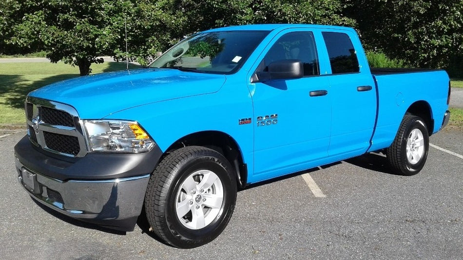 Dodge P72 Holland Blue Basecoat Clearcoat Quart Complete Paint Kit