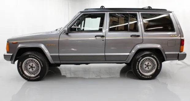 Dodge PAC Silver Star Metallic Basecoat With Reducer Gallon (Basecoat Only)  Kit