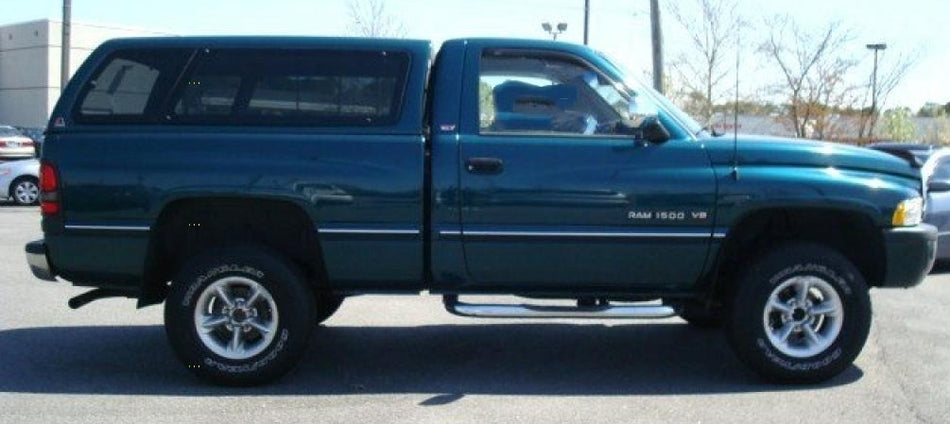 Dodge PGS Emerald Green Pearl Basecoat + Reducer Quart (Basecoat Only) Kit