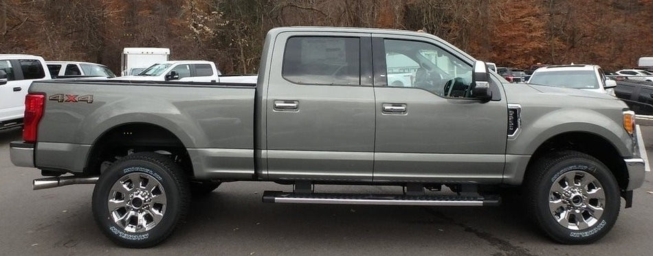 Ford BN Silver Spruce Pearl Basecoat With Reducer Quart (Basecoat Only) Kit