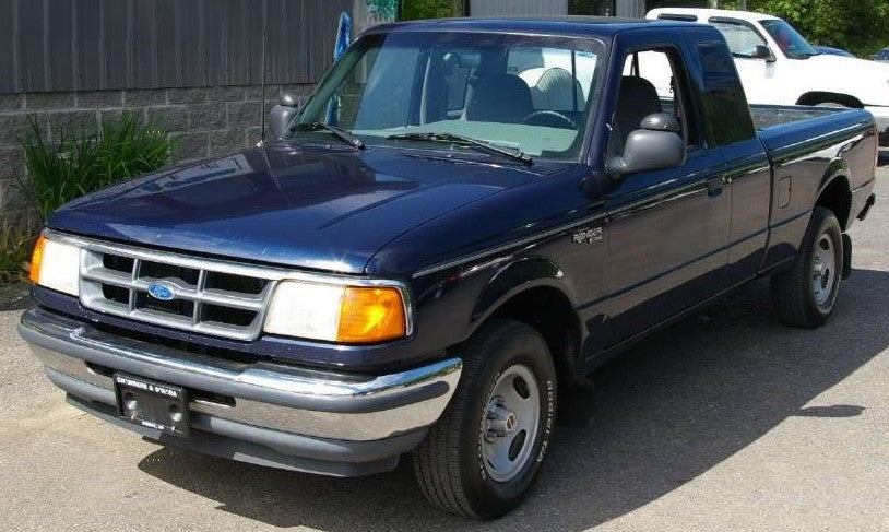 Ford KN Dark Lapis Metallic Basecoat With Reducer Gallon (Basecoat Only)  Kit