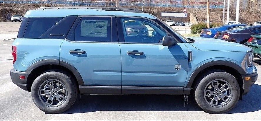 Ford KU Area 51 Basecoat Clearcoat Quart Complete Paint Kit