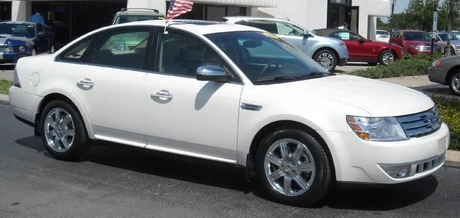 Ford PV White Chocolate Tri-Coat Pearl Basecoat Clearcoat Quart Paint Kit