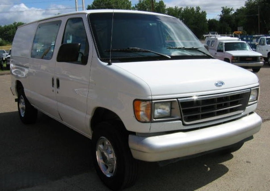 Ford YY White Basecoat With Reducer Quart (Basecoat Only) Paint Kit