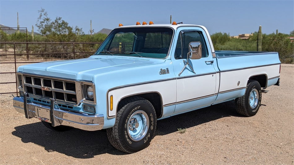 GM WA5256 Light Blue Basecoat With Reducer Gallon (Basecoat Only)