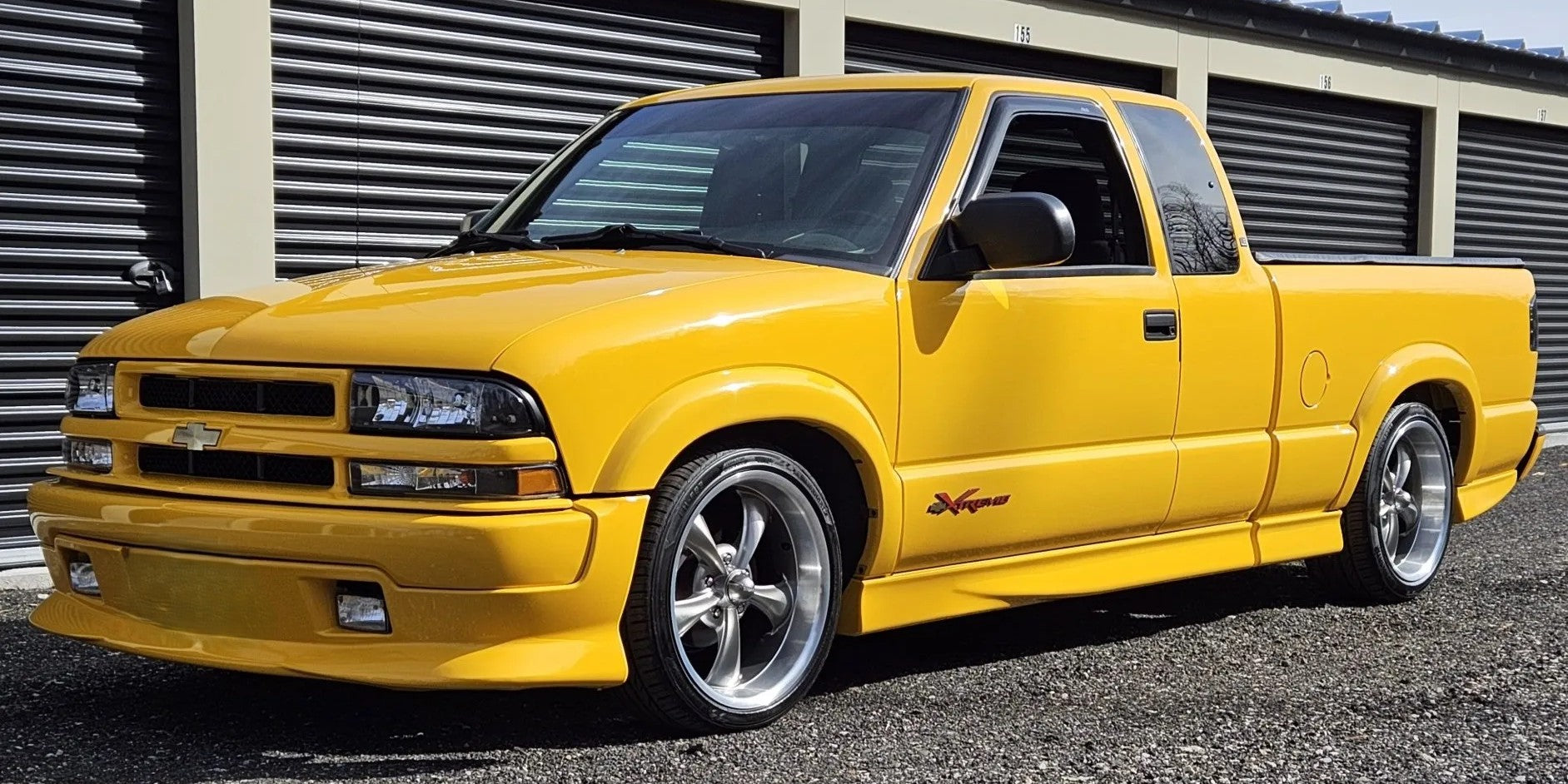 GM WA5456 Yellow Basecoat With Reducer Quart (Basecoat Only