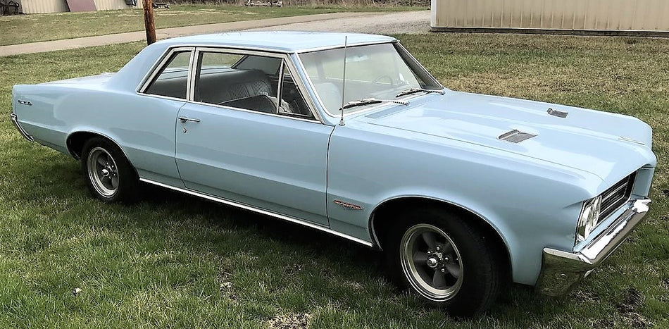 GM WA7826 Wedgewood/Skyline Blue Basecoat With Reducer Gallon (Basecoat Only)