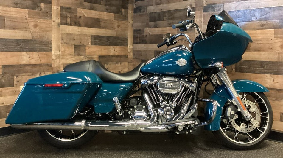 Harley Davidson Thick/Billiard Teal Basecoat With Reducer Quart (Basecoat Only)