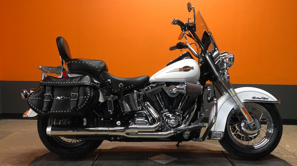 Harley Davidson White Gold Pearl Tri-Coat Complete Gallon Kit