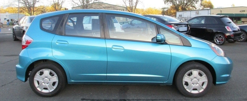 Honda BG59M Blue Raspberry Metallic Basecoat With Reducer Gallon (Basecoat Only)