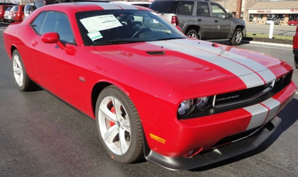 Dodge PRY Redline Pearl Basecoat With Reducer Gallon (Basecoat Only)