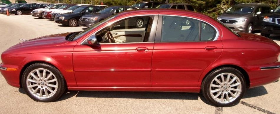 Jaguar CHG Chili Pepper Red Basecoat With Reducer Quart (Basecoat Only)