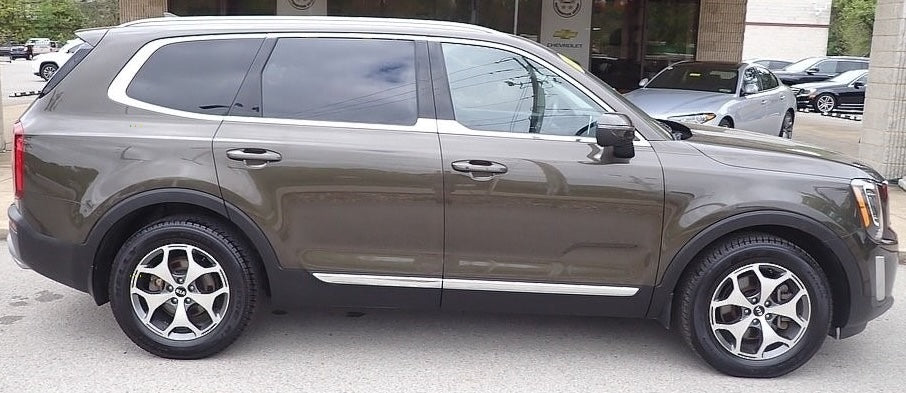 Kia GMS Dark Moss Metallic Basecoat With Reducer Quart (Basecoat Only)