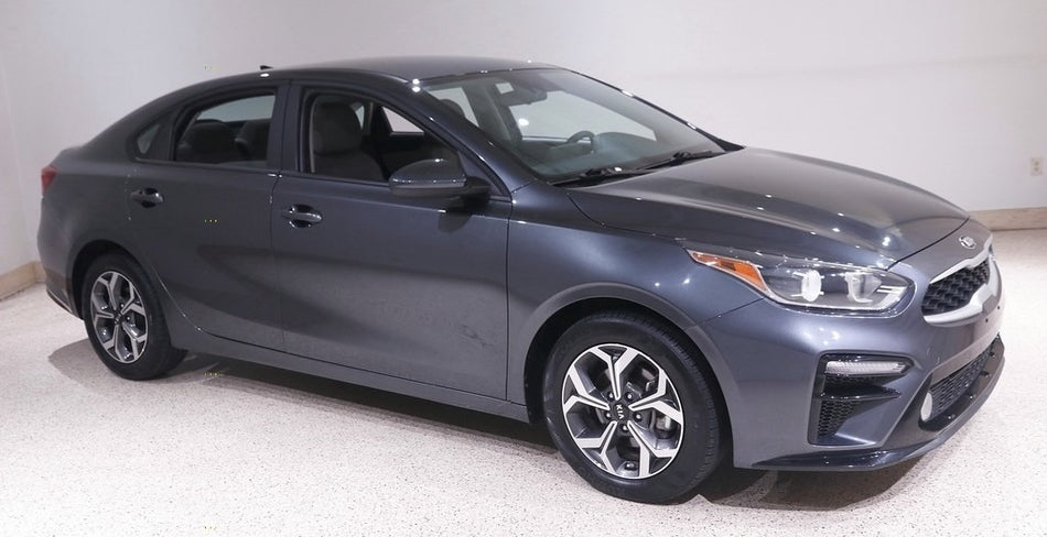 Kia KDG Gravity Gray With Reducer Gallon (Basecoat Only)  Kit