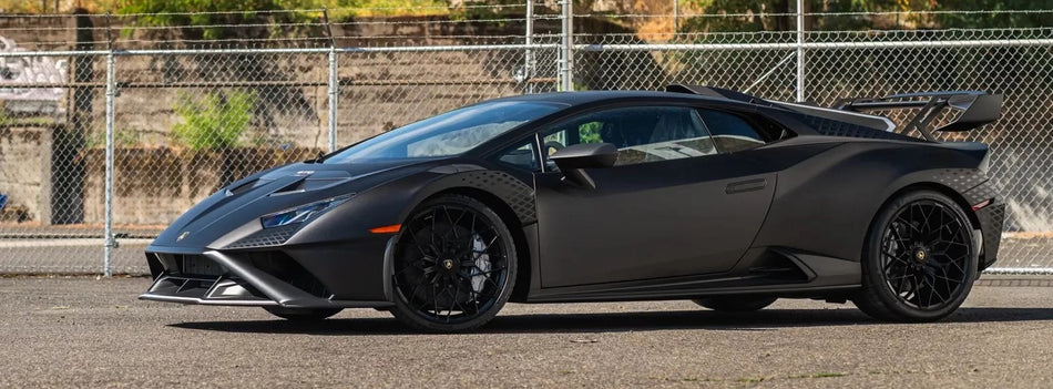 Lamborghini 0326 Nero Nesoi (Matte) Tri-coat Basecoat Clearcoat Gallon Kit