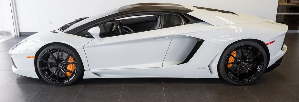 Lamborghini LY7F Suzukagrau Basecoat With Reducer Gallon (Basecoat Only)