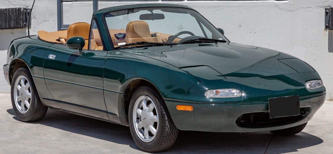 Mazda HU British Racing Green Basecoat Clearcoat Complete Gallon