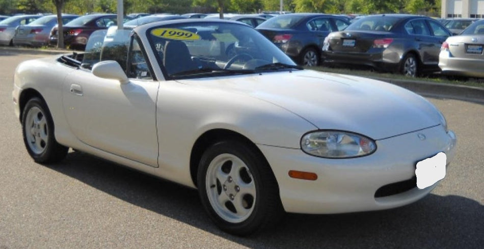 Mazda PT White Basecoat Clearcoat Quart Complete Paint Kit