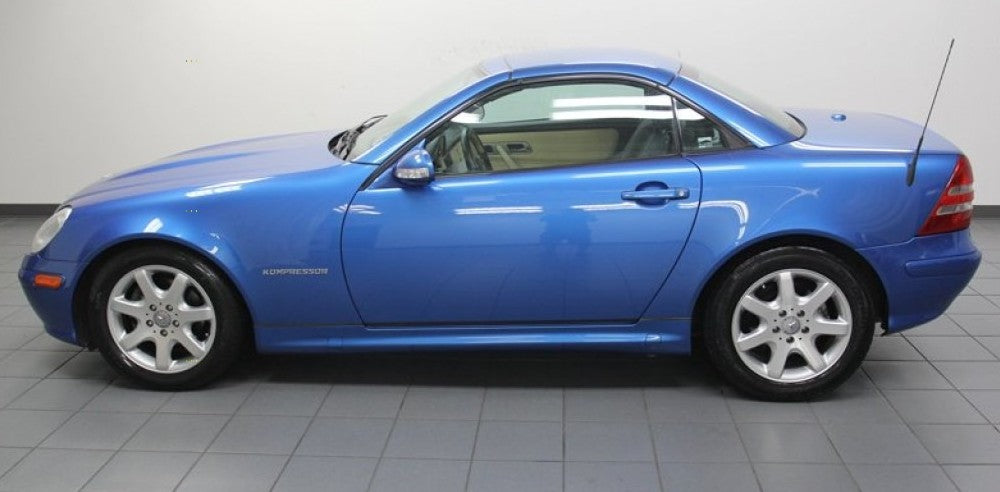 Mercedes 372 Sapphire Blue Metallic Basecoat With Reducer Gallon
