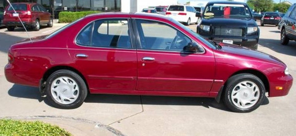 Nissan AL0 Ruby Pearl Basecoat With Reducer Gallon (Basecoat Only)