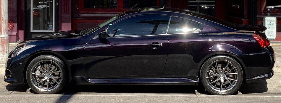 Nissan GAC Malbec Black Basecoat With Reducer Gallon (Basecoat Only)