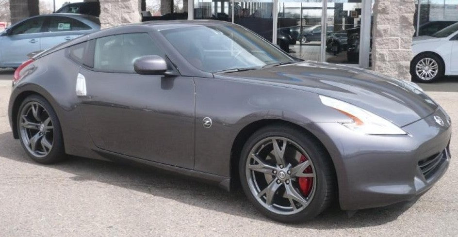 Nissan KAV Anthracite Gray Basecoat With Reducer Quart (Basecoat Only) Kit