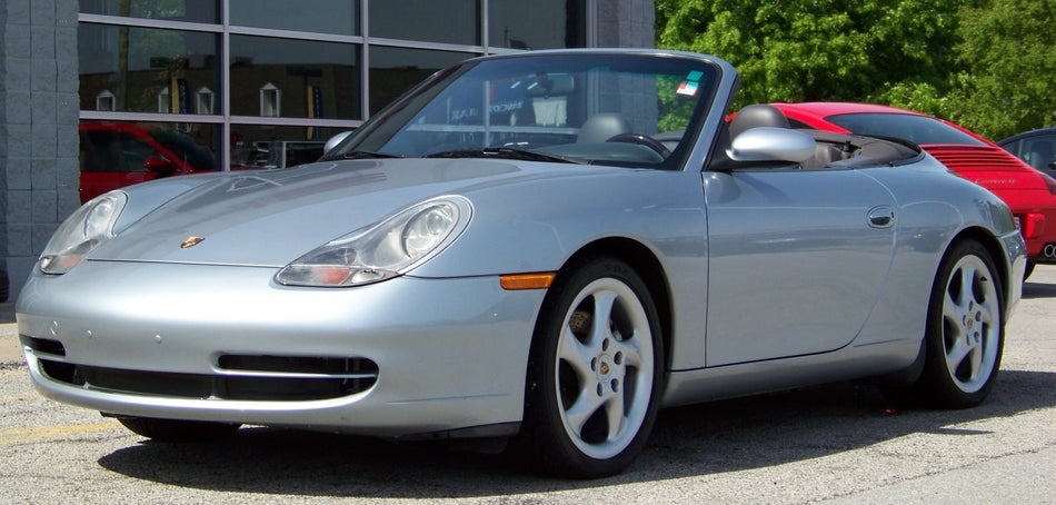 Porsche 92M Polar Silver Basecoat with Reducer Quart (Basecoat Only)