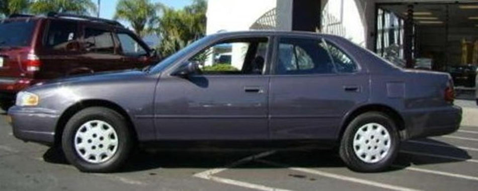 Toyota 927 Shadow Plum Pearl Basecoat With Reducer Gallon (Basecoat Only)