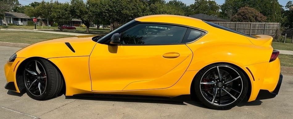 Toyota D06 Nitro Yellow Basecoat With Reducer Quart (Basecoat Only)
