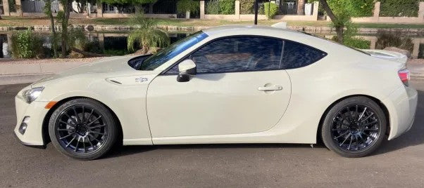 Toyota H6Q Lunar Storm Basecoat With Reducer Quart (Basecoat Only)