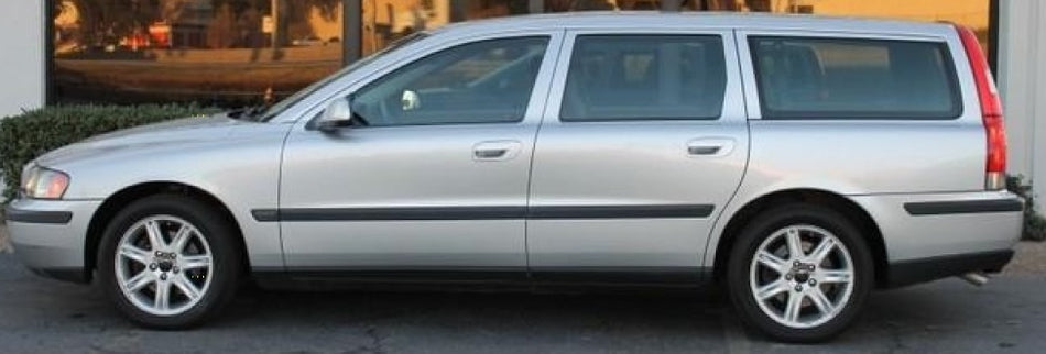 Volvo 426 Mystic Silver Basecoat with Reducer Quart (Basecoat Only)